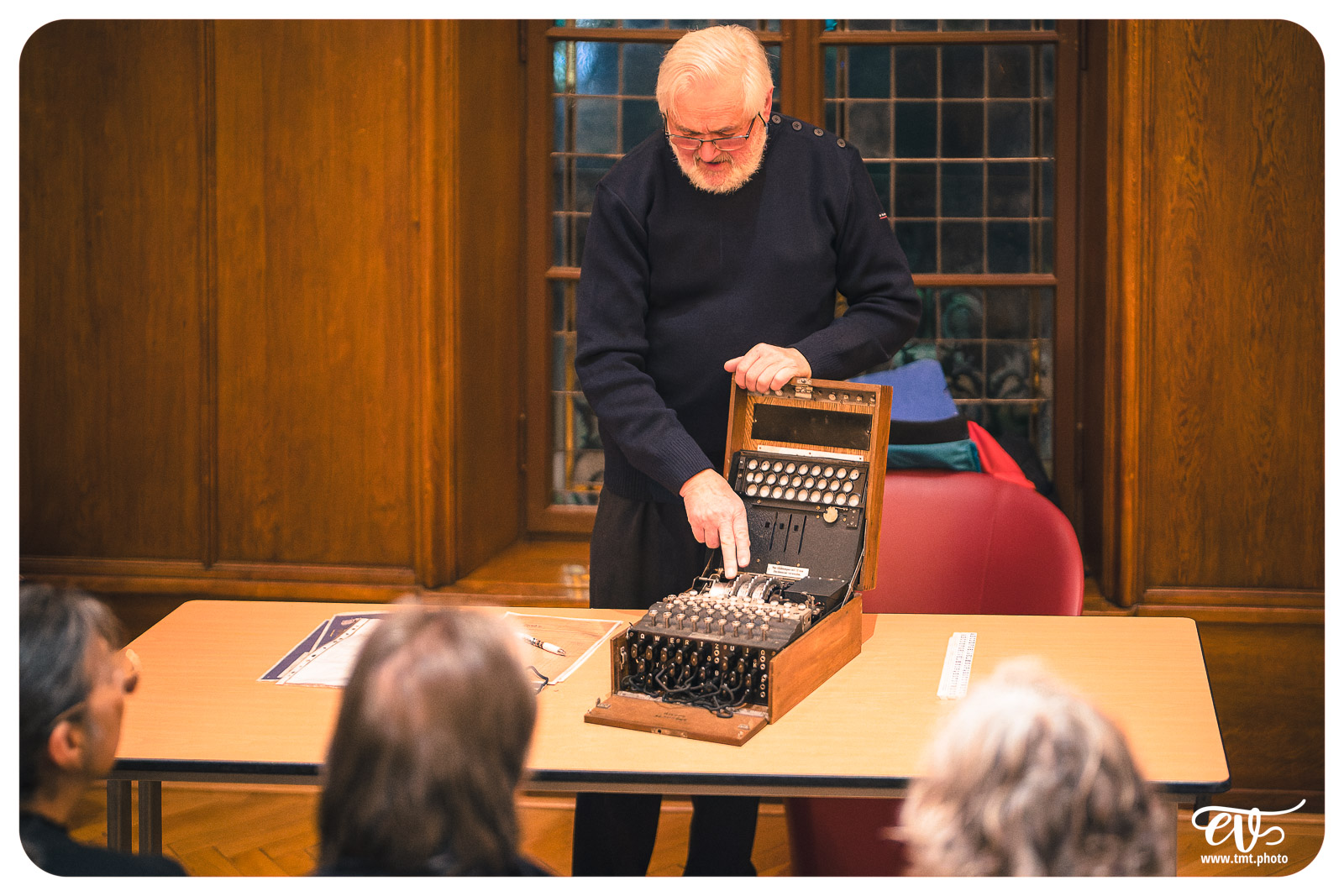 EDMOND KERN ET SA MACHINE ENIGMA